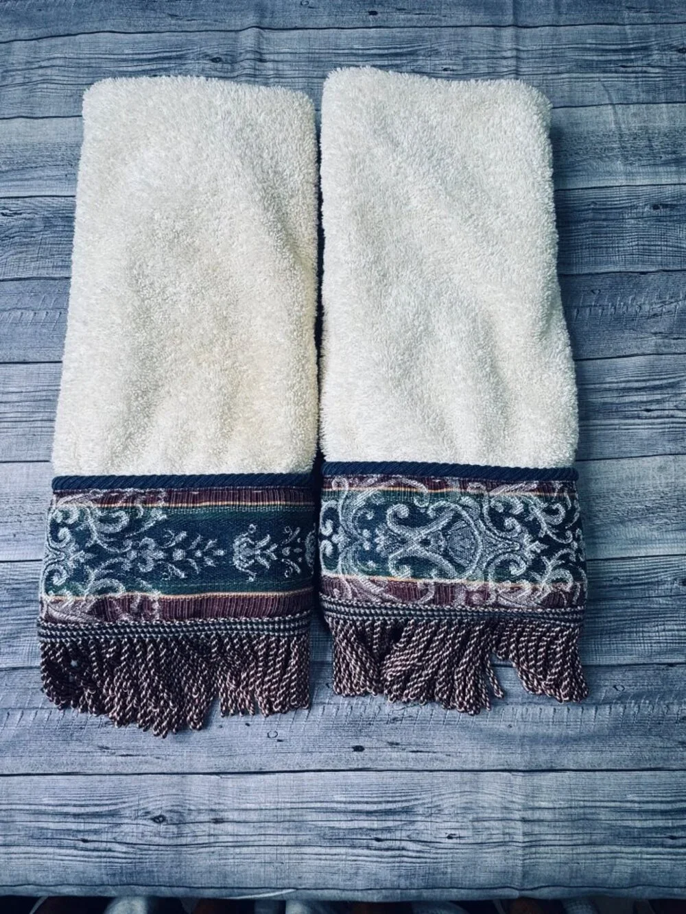 Set of 2 CROSCILL MARCHESA Hand Towels Blue Burgandy Green